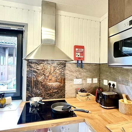 Вилла Wooden Cosy Retreat Hunters Quay Данун Экстерьер фото